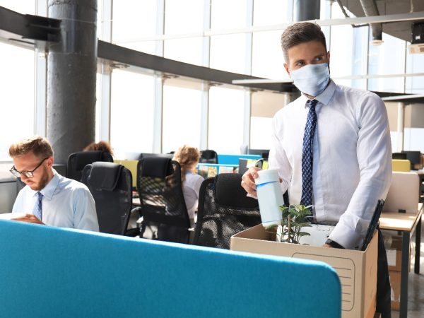 Keep the Holiday Flu at Bay: A Clean Workplace Guide